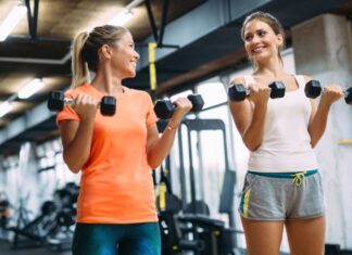 אימוני כושר לנשים: הדרך שלך לבריאות וחיטוב